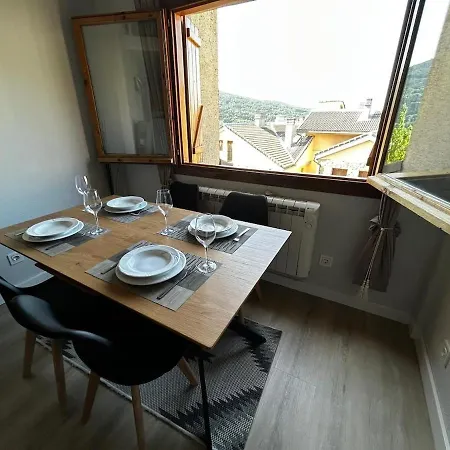 Refugio En El Pirineo Aventura Y Naturaleza